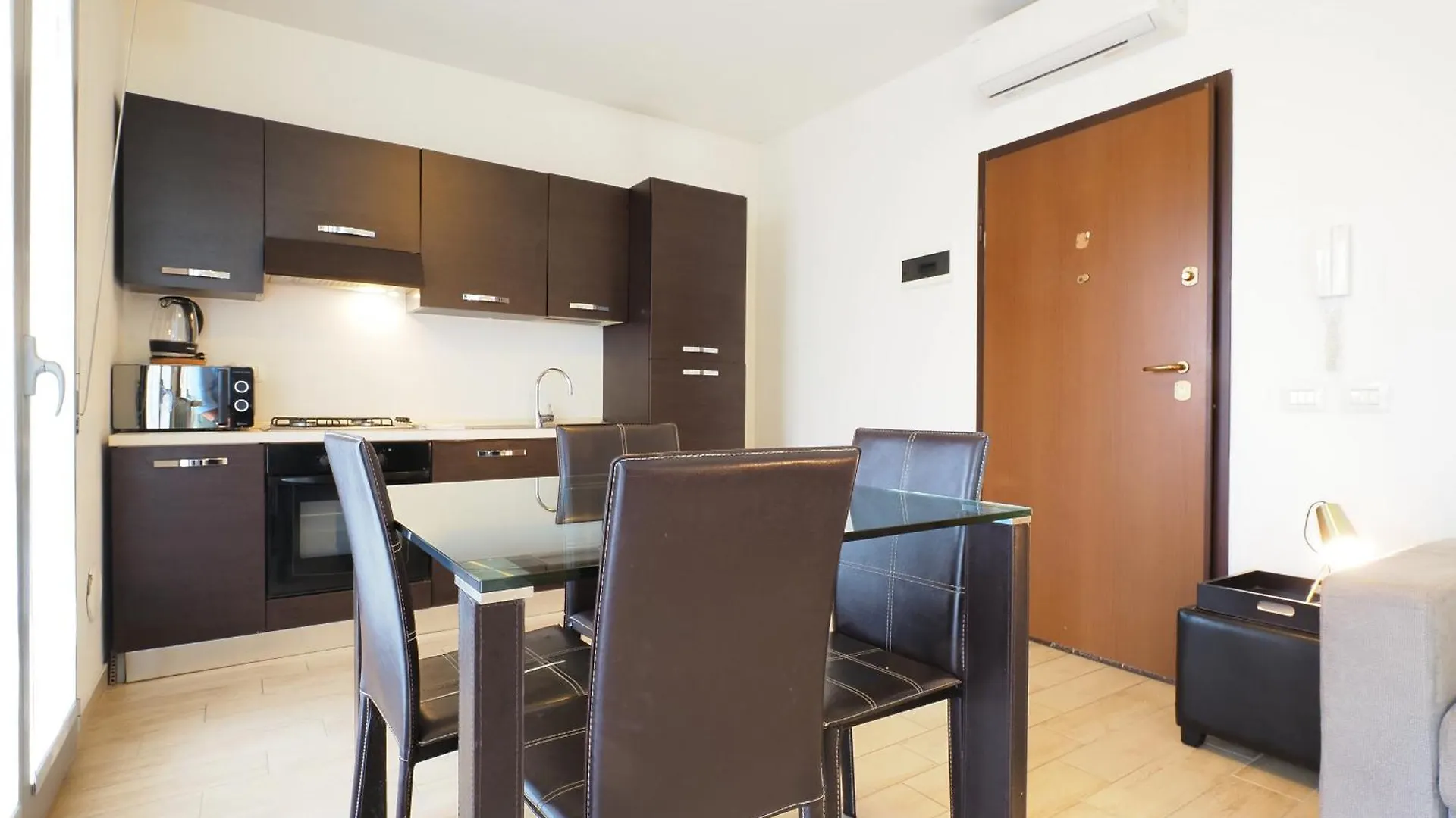 Primopiano - Bonomi B Apartment Milan 0*,